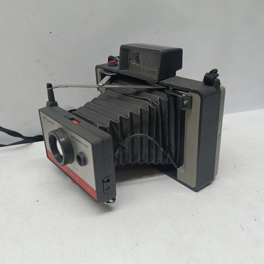 POLAROID Automatic‎ 104 LAND CAMERA w/ Manual & Original Box, VINTAGE